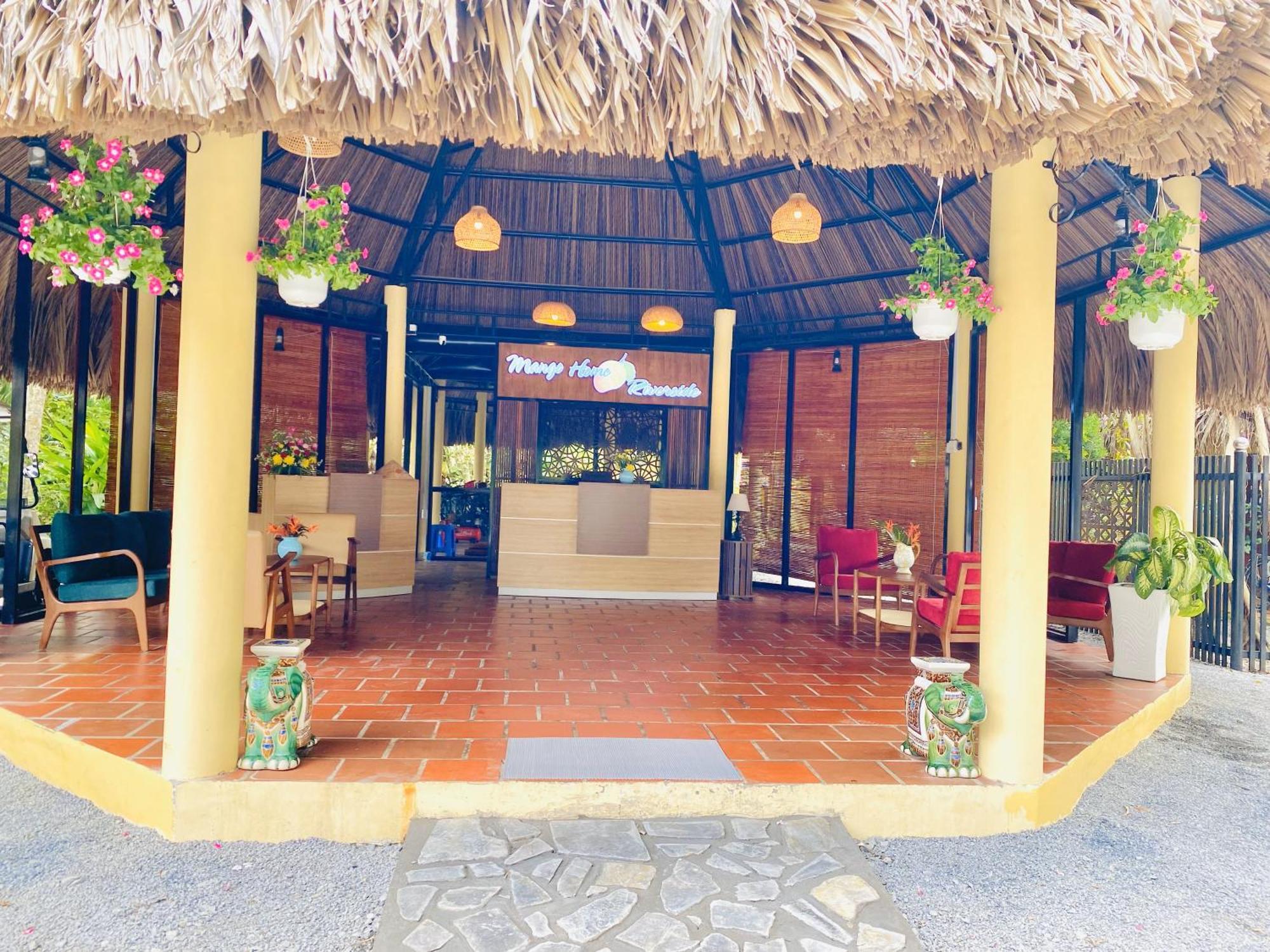 ベンチェ マンゴー ホーム リバーサイド Bed & Breakfast エクステリア 写真